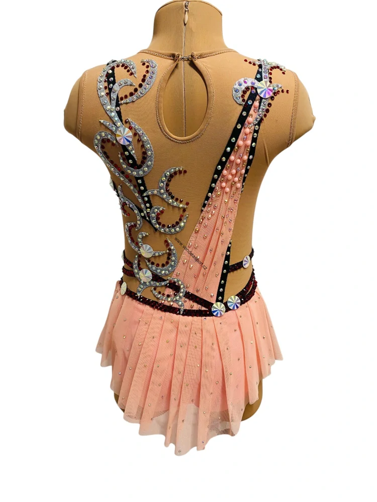 Dres na moderní gymnastiku 120-130