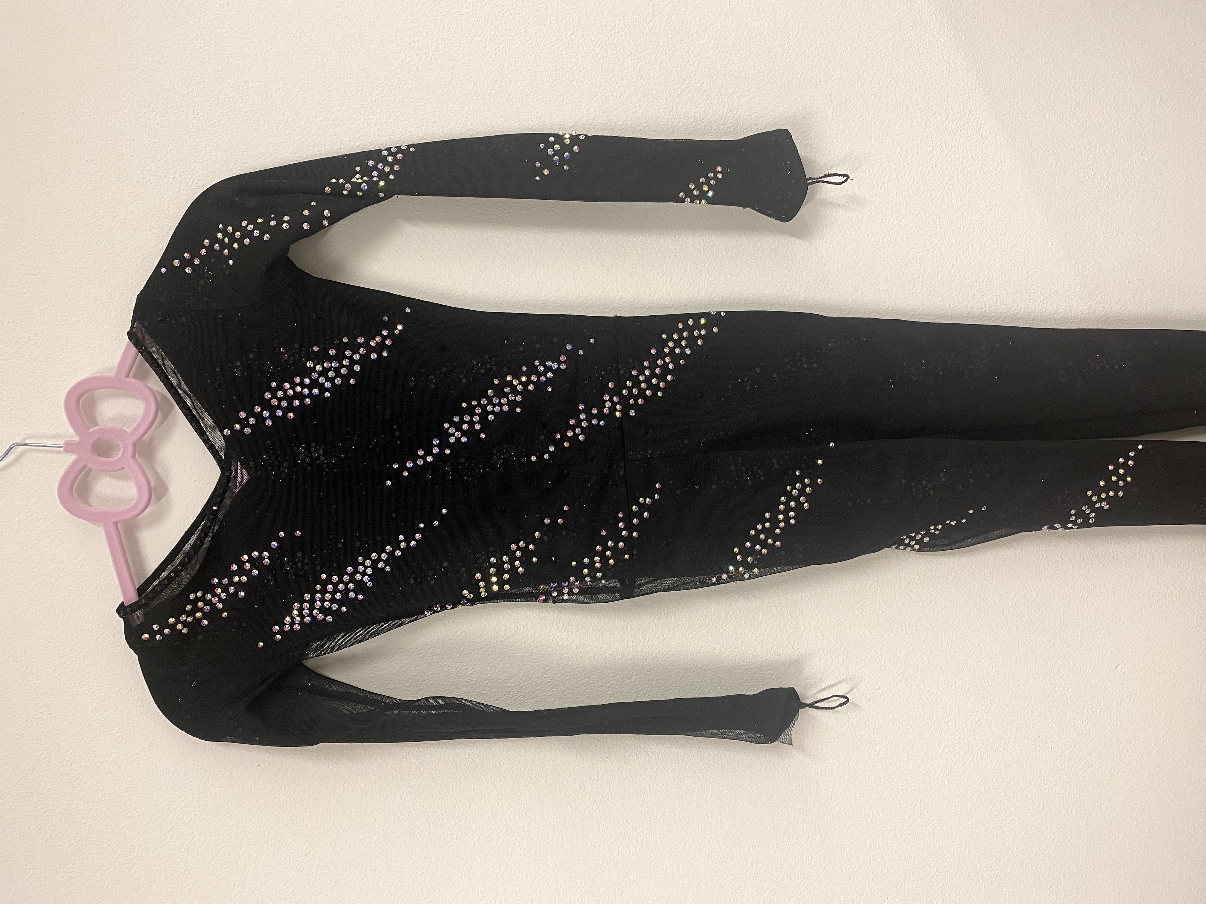 Dres na moderní gymnastiku 134-140